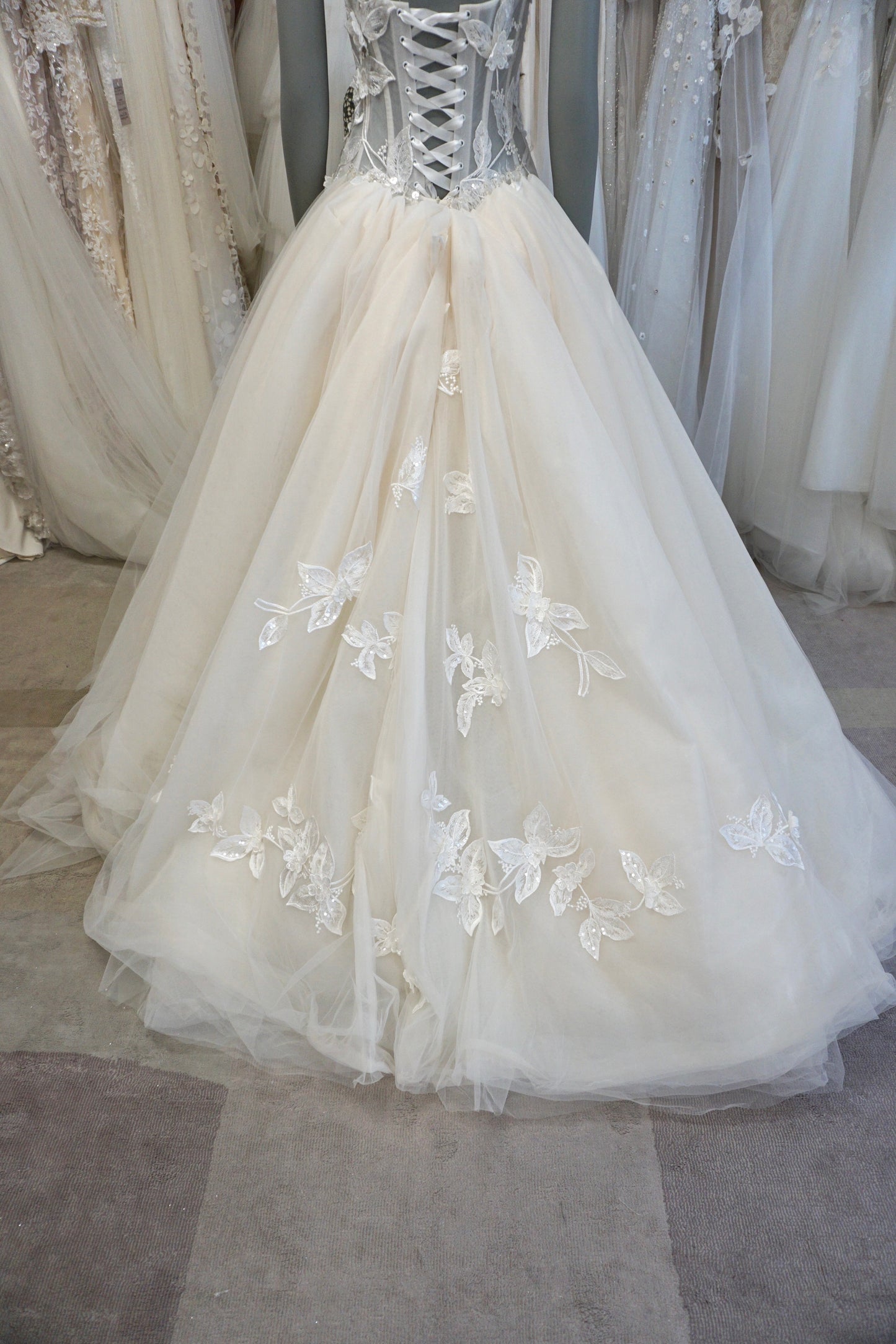 Galia Lahav - Utopia