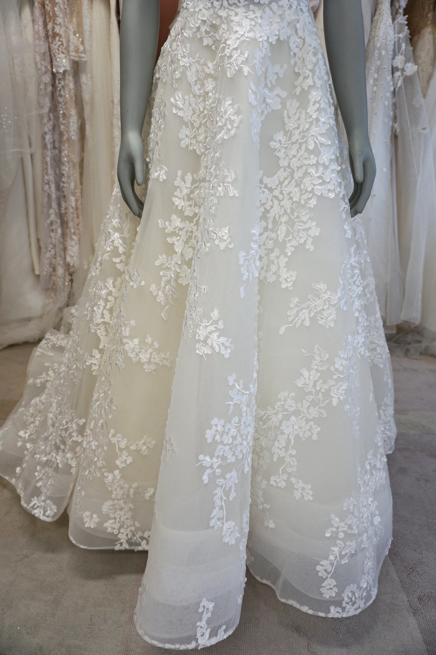 Lazaro - Vienna