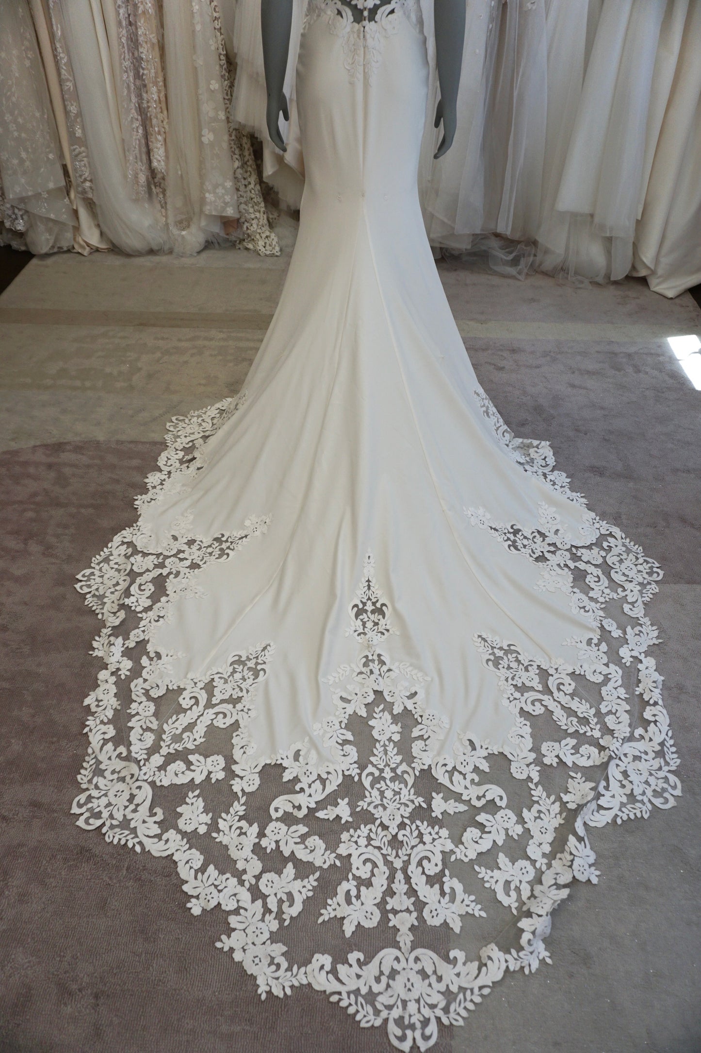 Badgley Mischka - Blake
