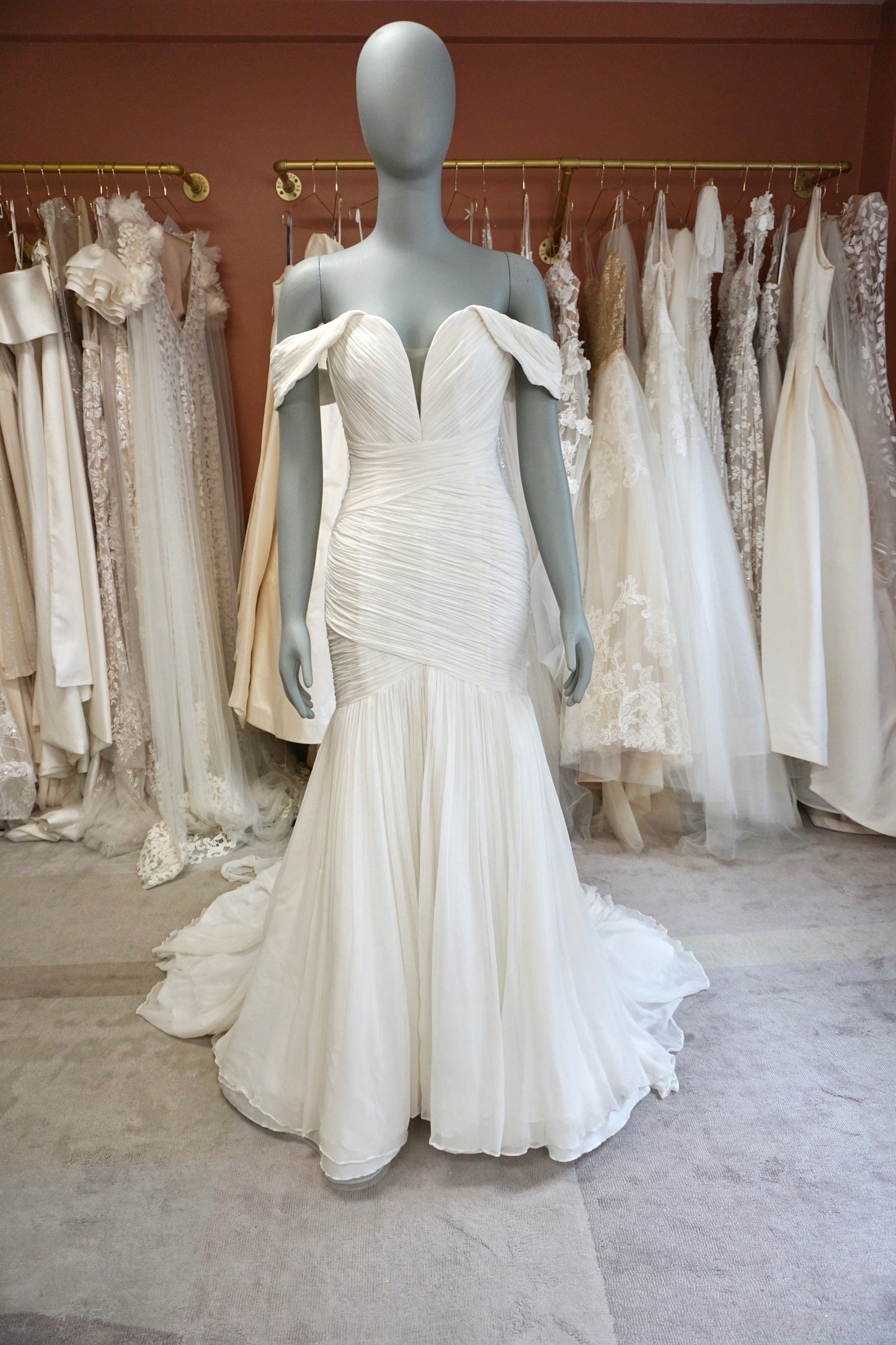Anne Barge - AB 990