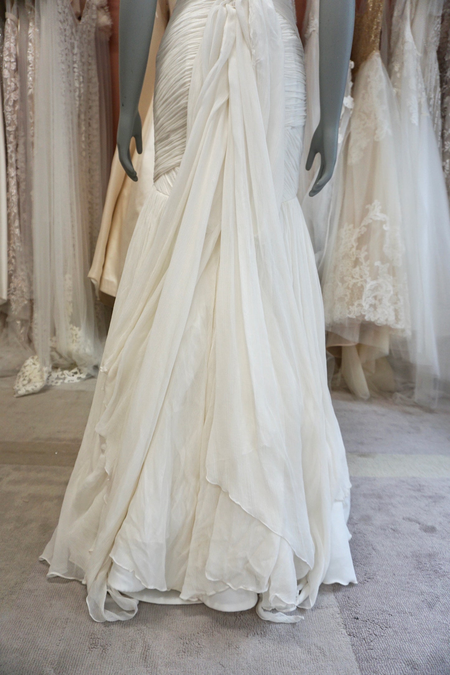 Anne Barge - AB 990