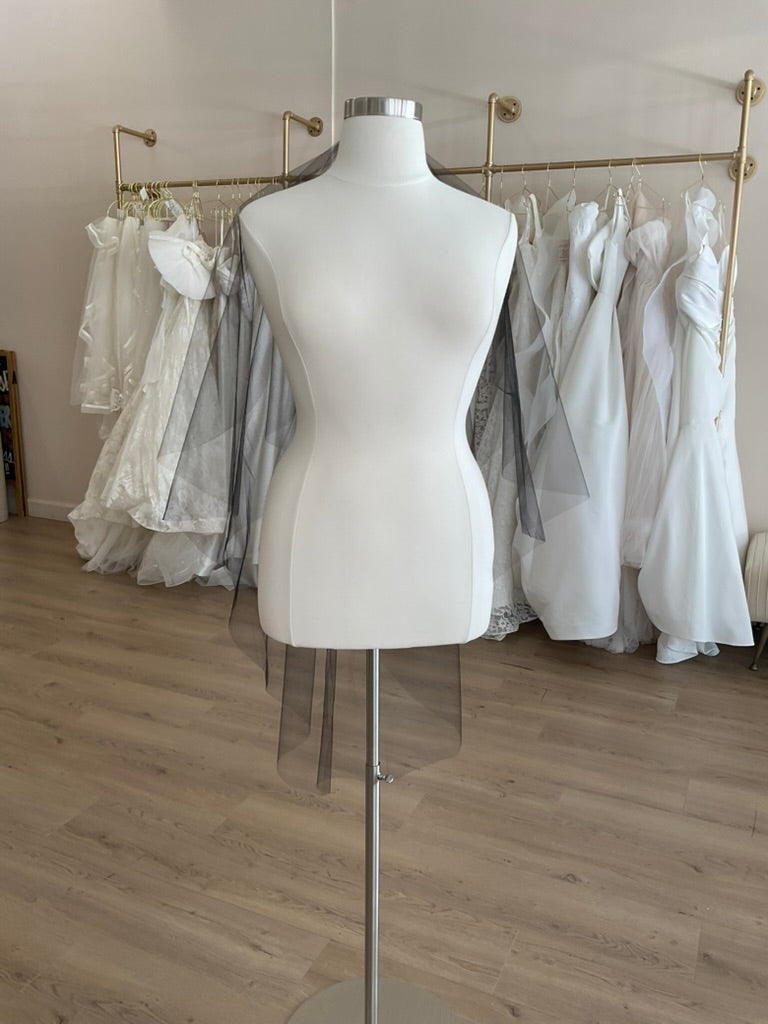 Jennifer Leigh - Two Layer Raw Edge Veil