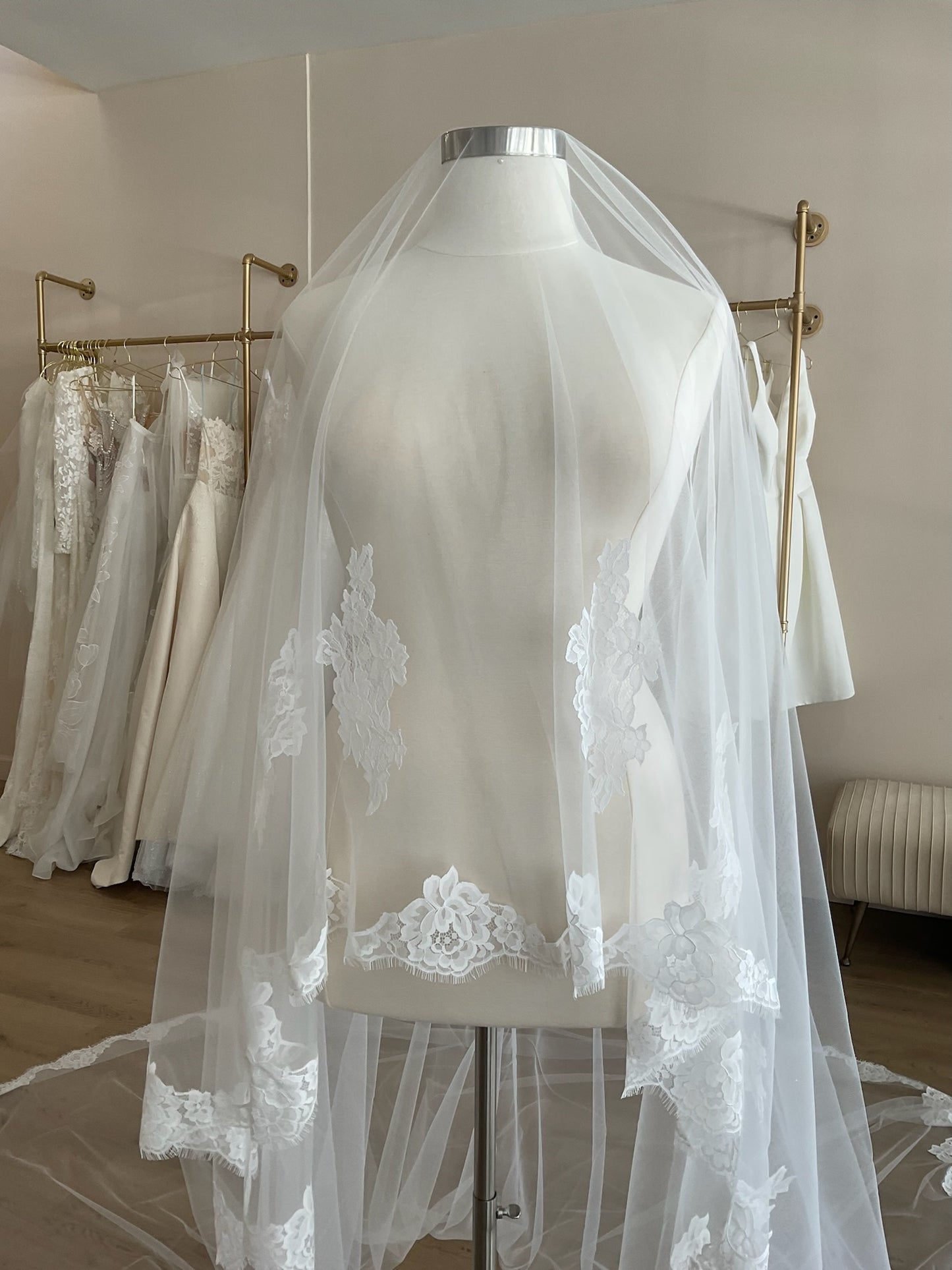 Flora Bridal - Rene Veil