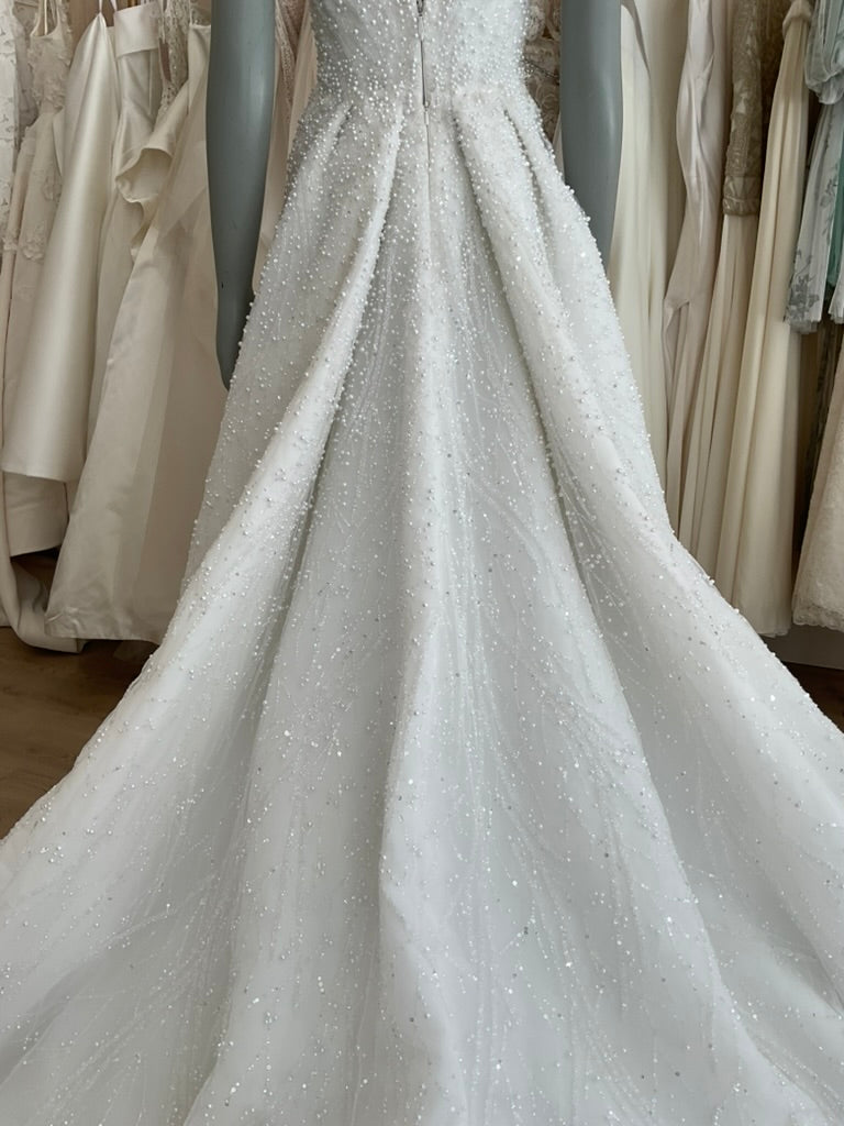 Leah Da Gloria - Custom Pearl A Line (4)