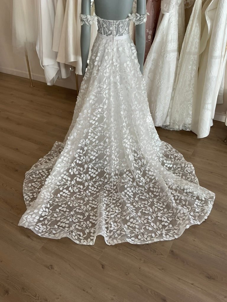 House of Savin - Hollie (8)