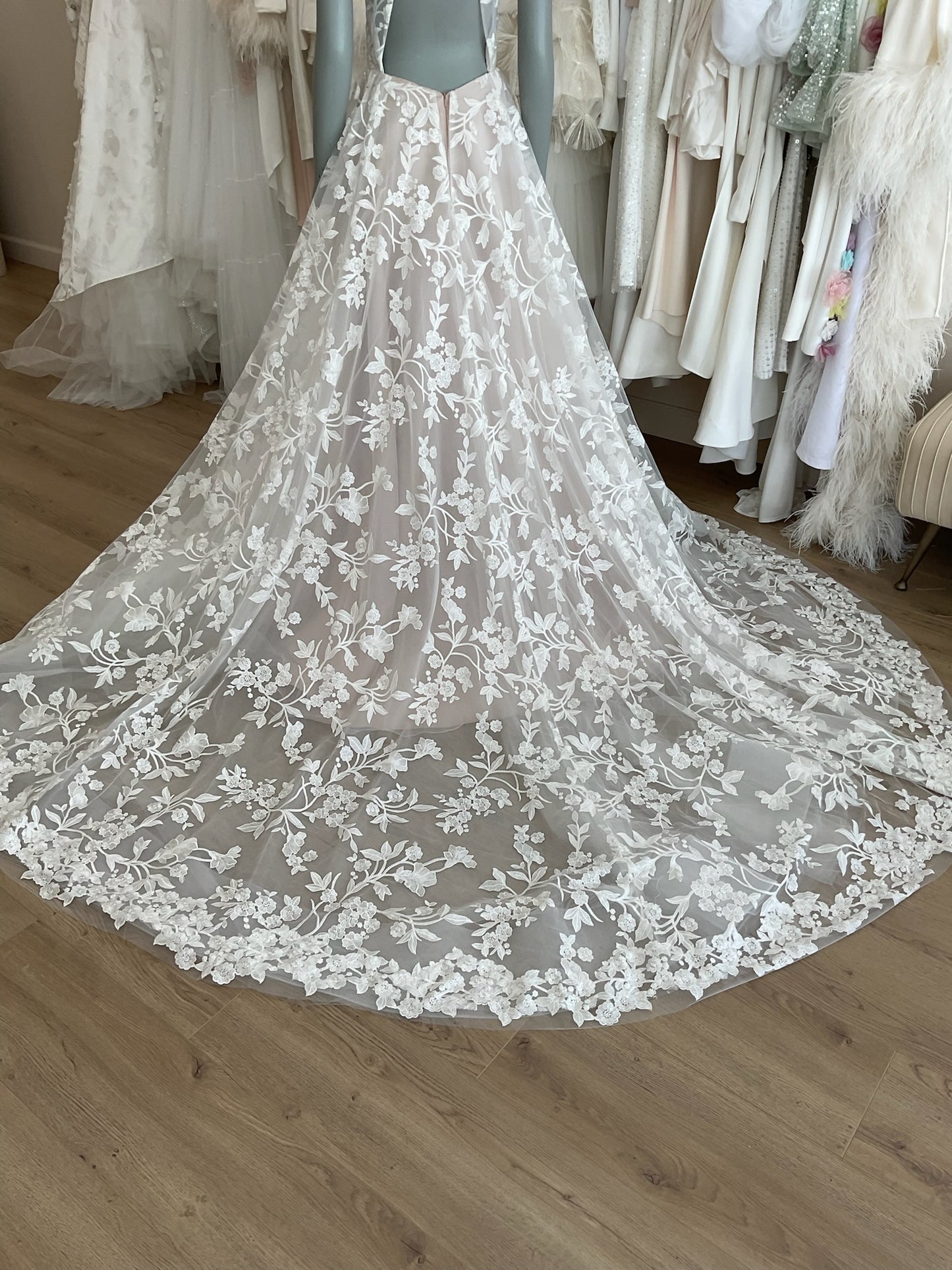 Blush by Hayley Paige - Fleur Di Lis (10)