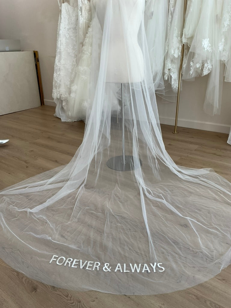 Society James - Forever & Always Veil(Cathedral)