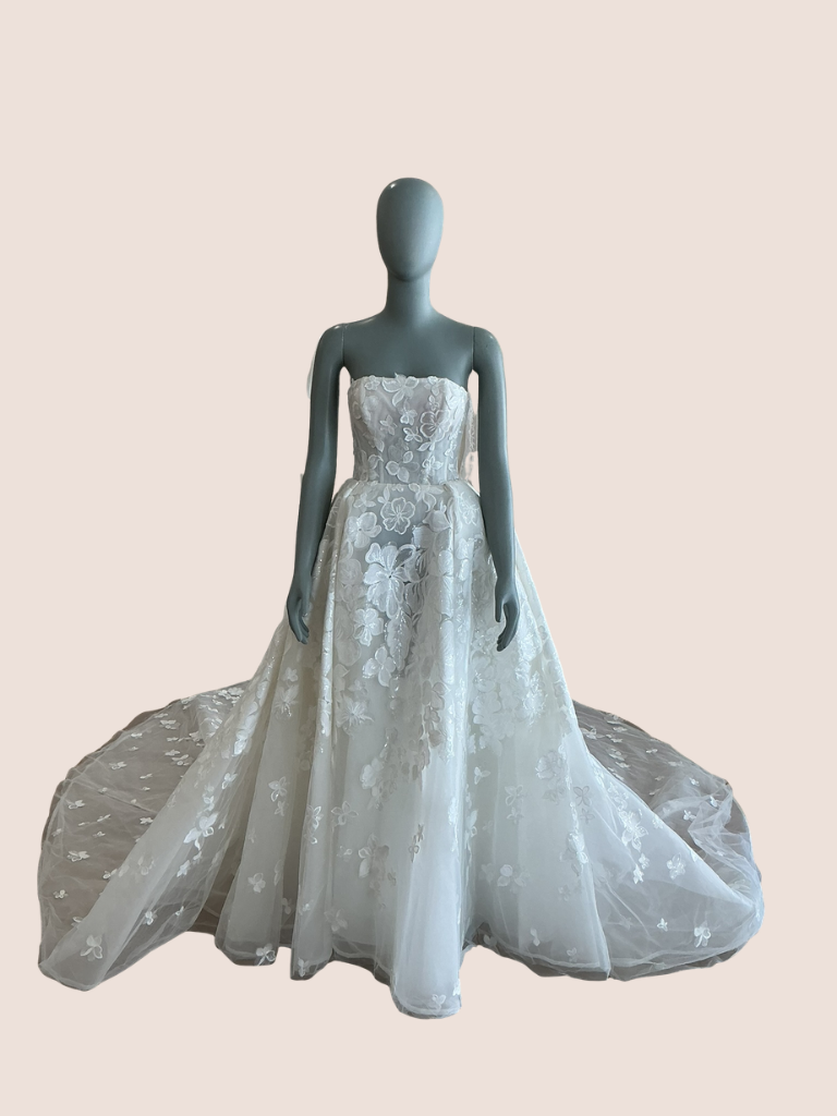 xv dresses Galia Lahav Renee l Used Wedding Dress l Los Angeles fashion-forward bodycon silhouette White wedding Timberland Men's Boots | Tamanhos:0