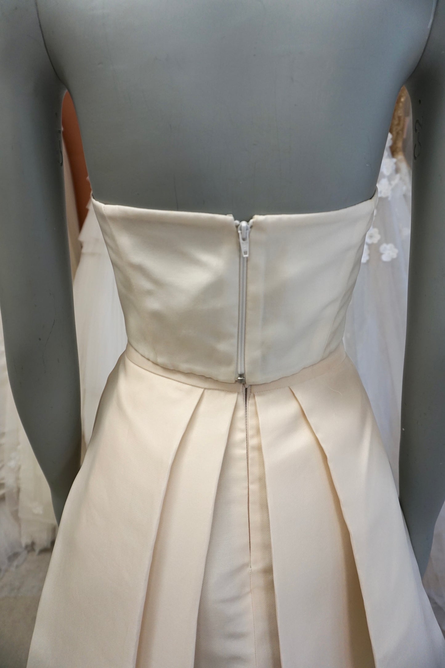 ML by Monique Lhuillier - Capri Set