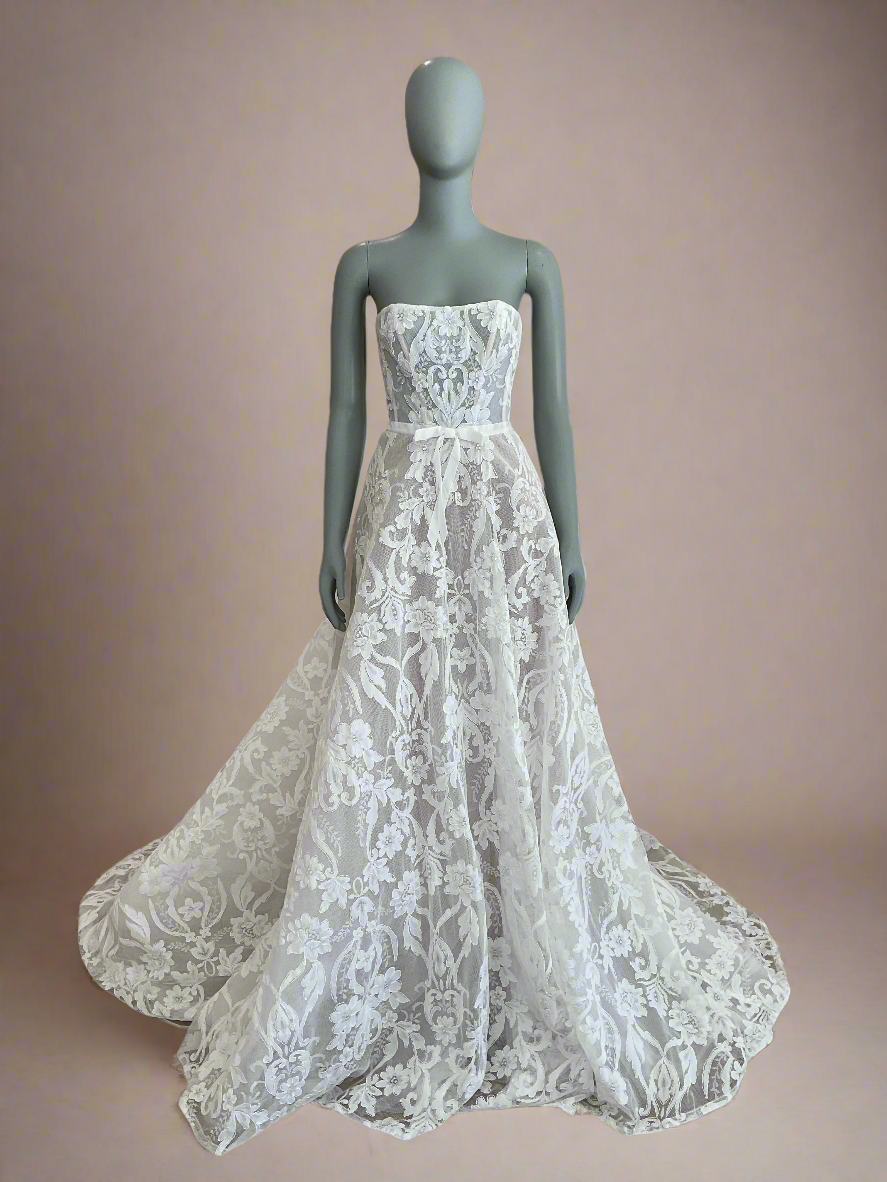 Eisen Stein Harper l Sample Wedding Dress l Los Angeles