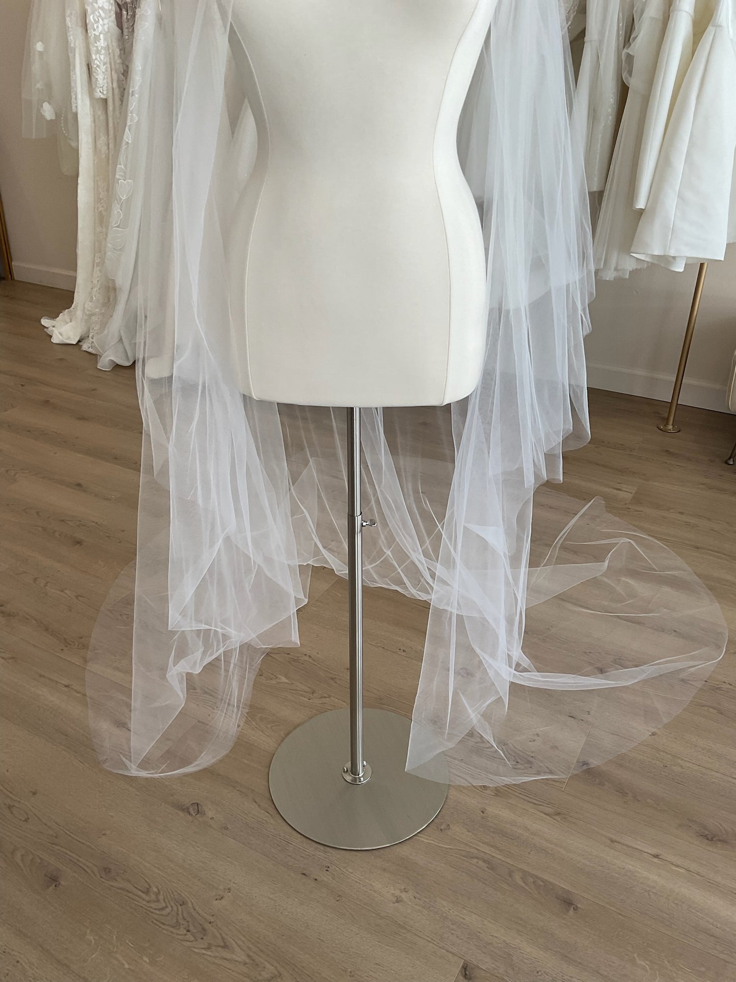 Monique Lhuillier - Two Tier Tulle Cathedral veil