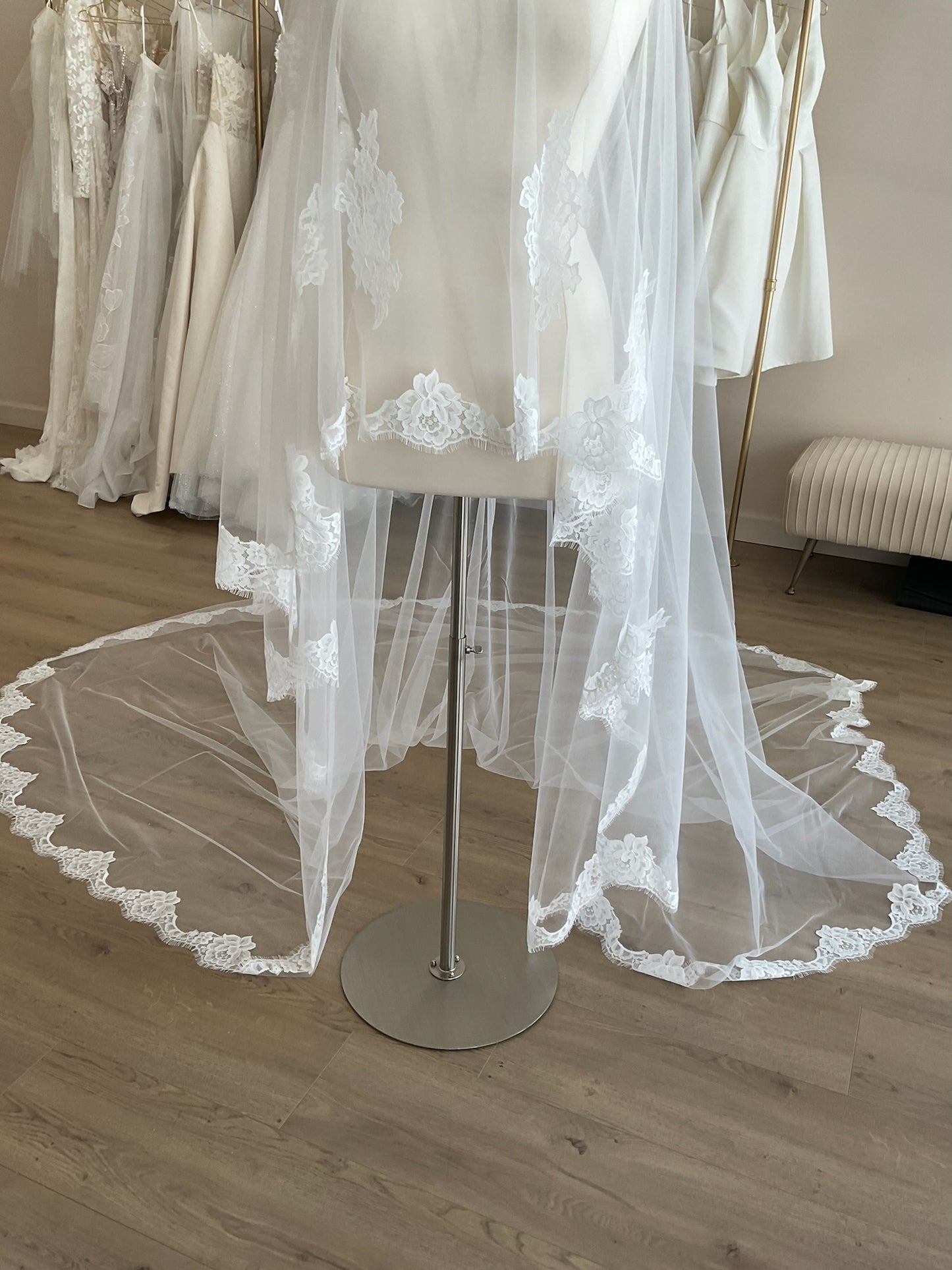 Flora Bridal - Rene Veil