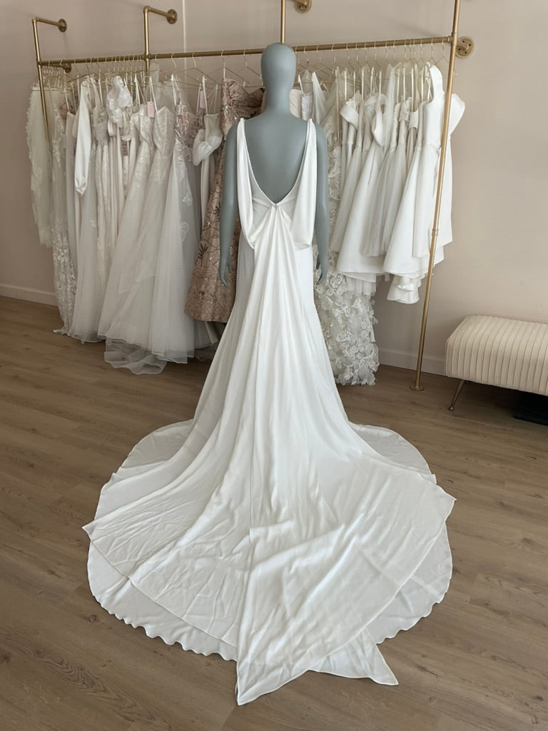 Pronvoias Atelier - Alyse (10)