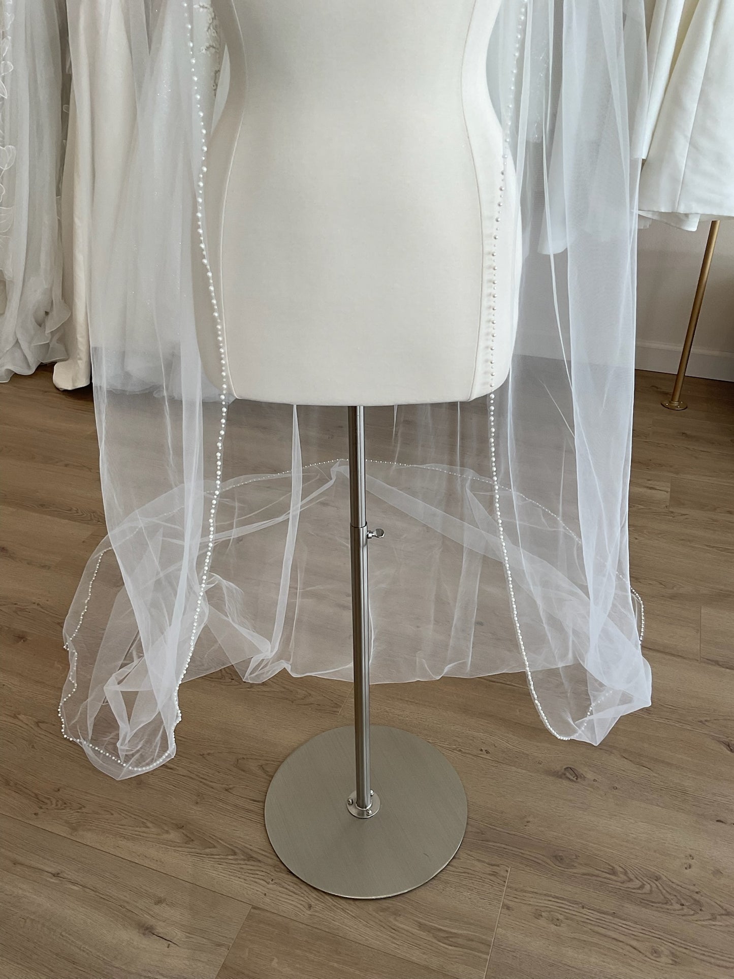 Vero Weddings - Pearl Lined Cathedral Veil