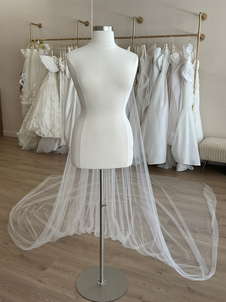 Custom Veil