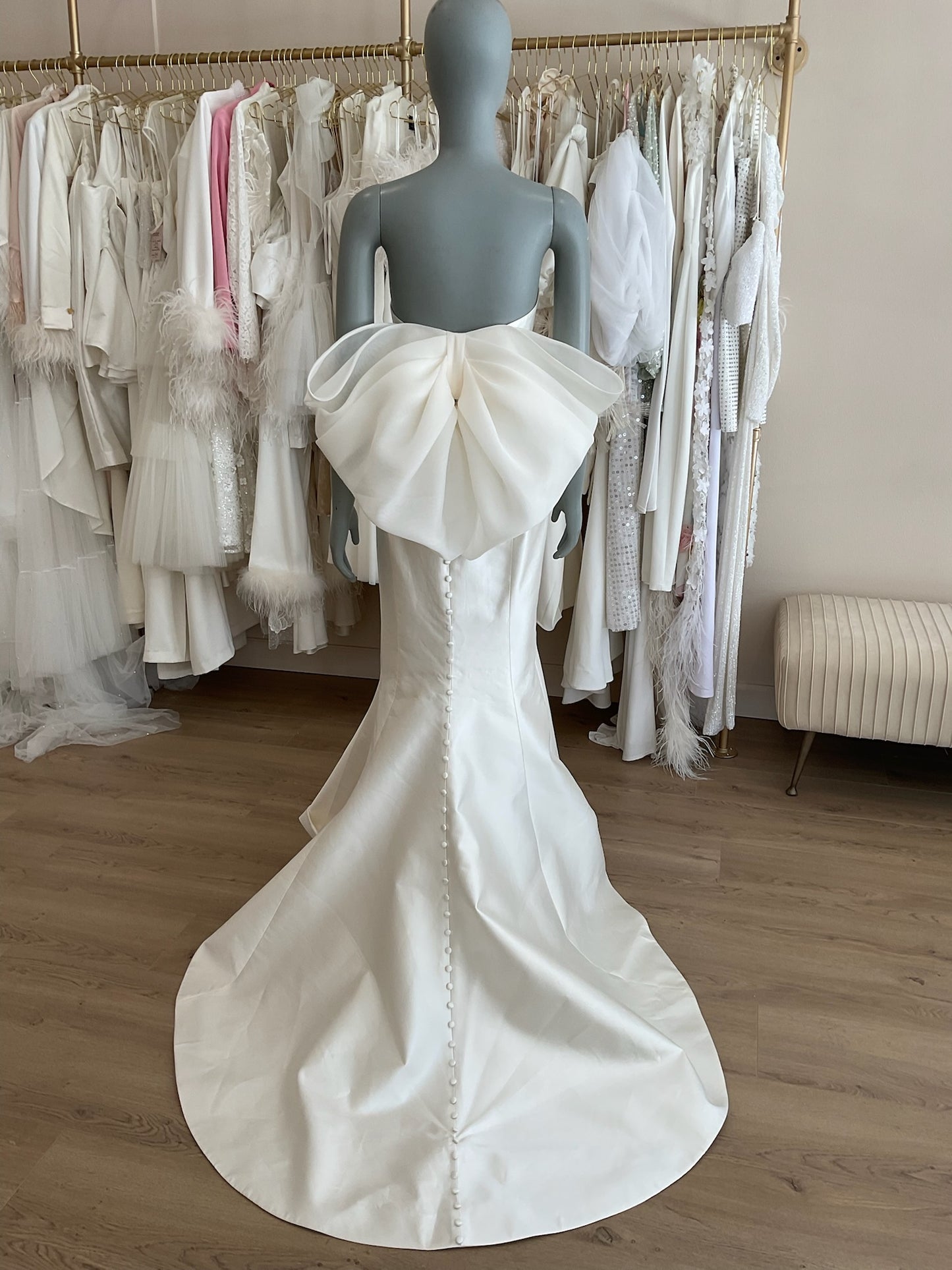 Legends by Romona Keveza L2372 w/ bow and belt (12)