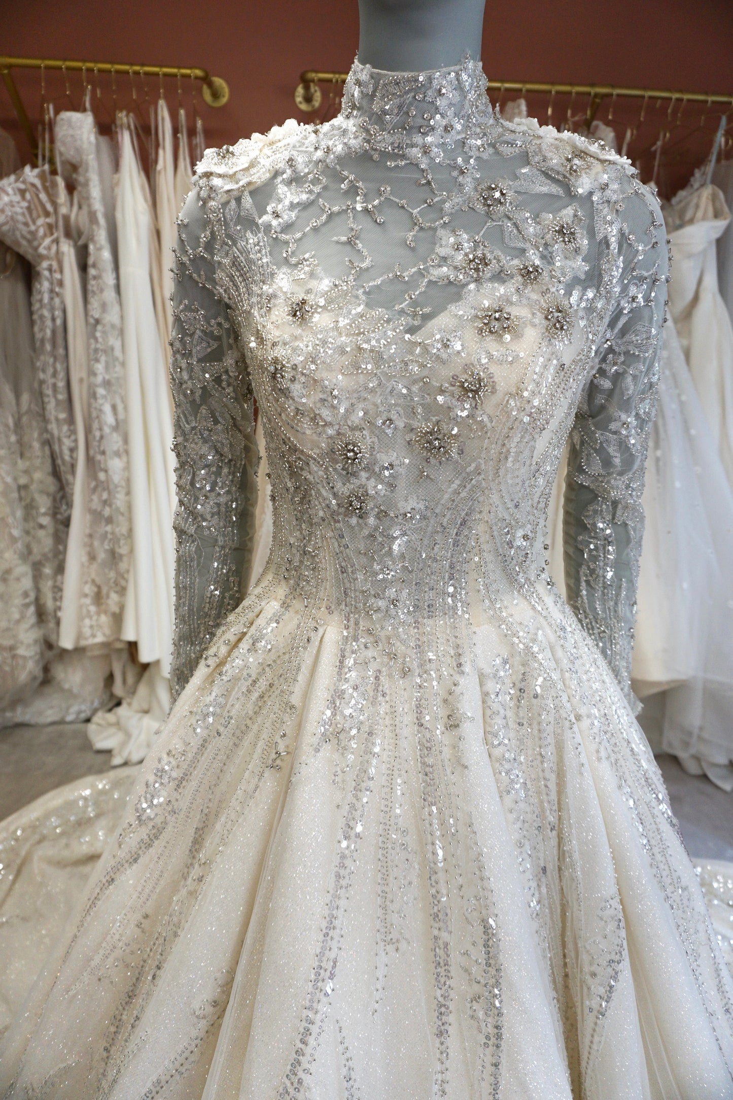 Mila'si - Champagne/Silver Ballgown