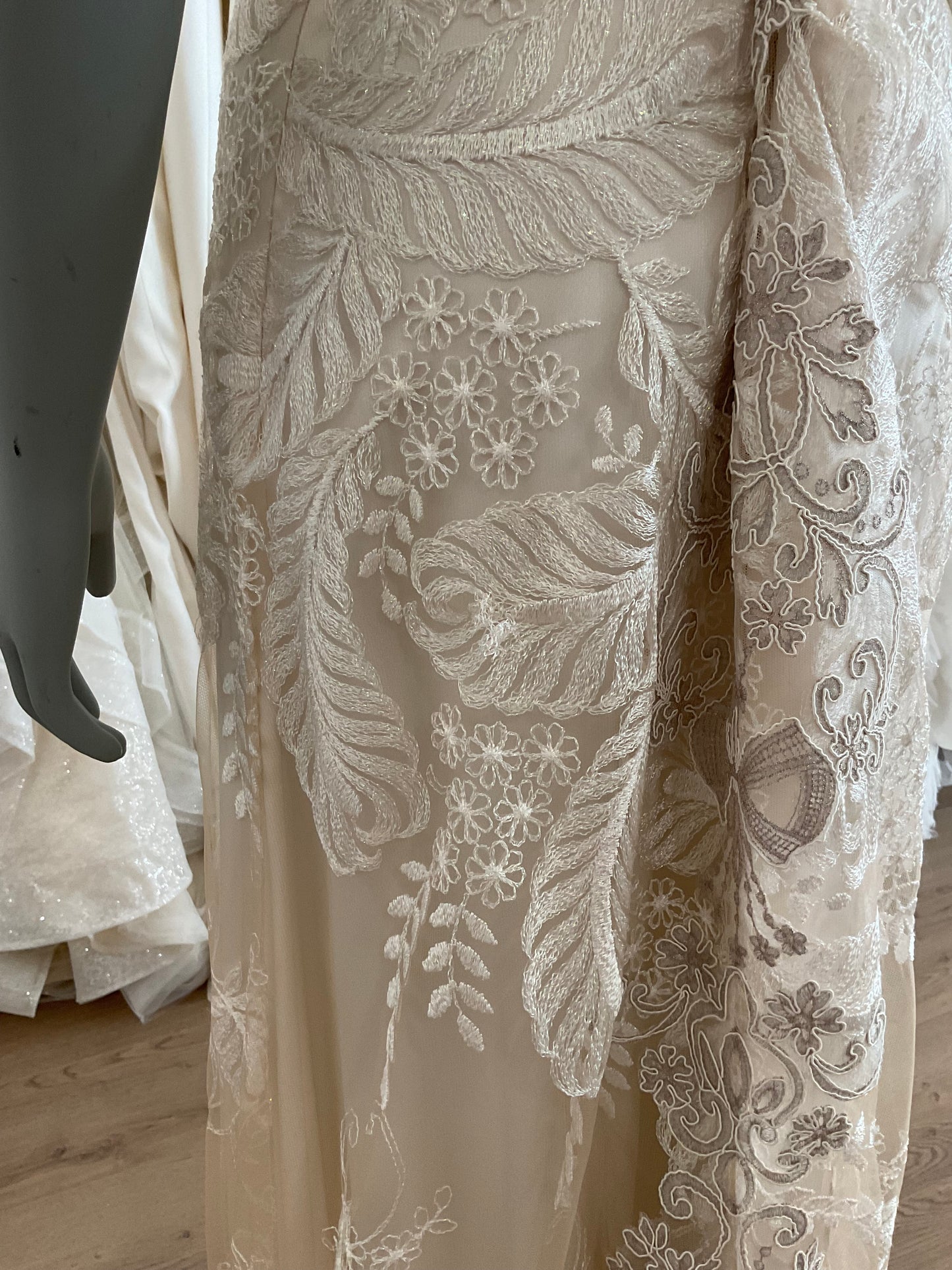 Claire Pettibone - Seychelles w/ Veil
