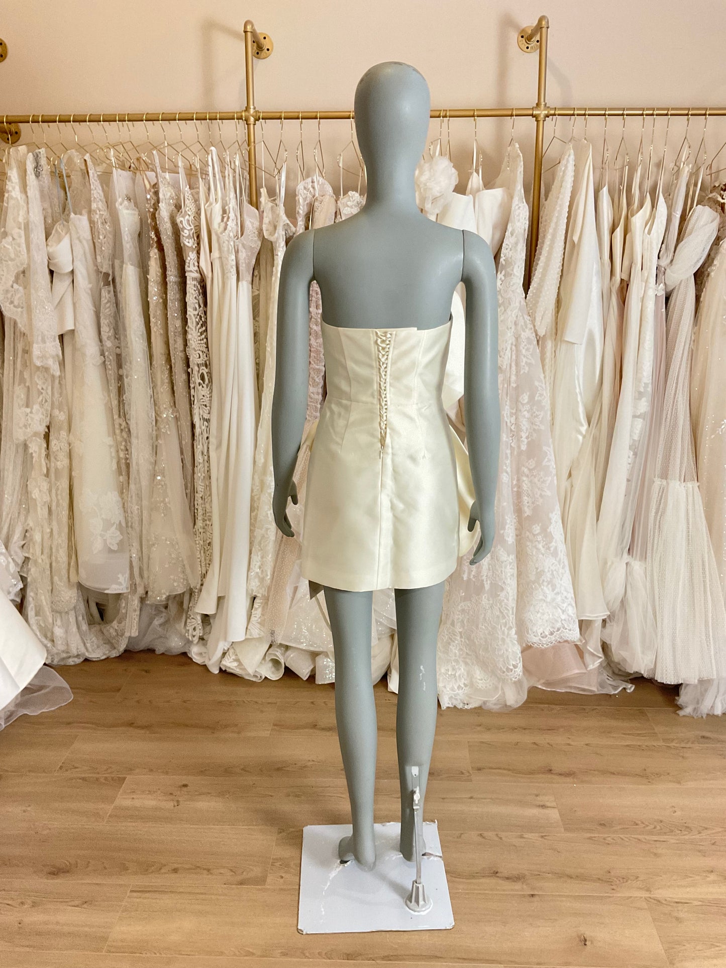 Mew Mew - Anwen Strapless Mini