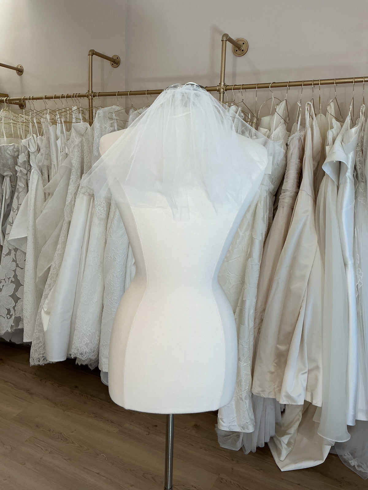 White Fangle - Raw Edge Tulle Birdcage (O/S)