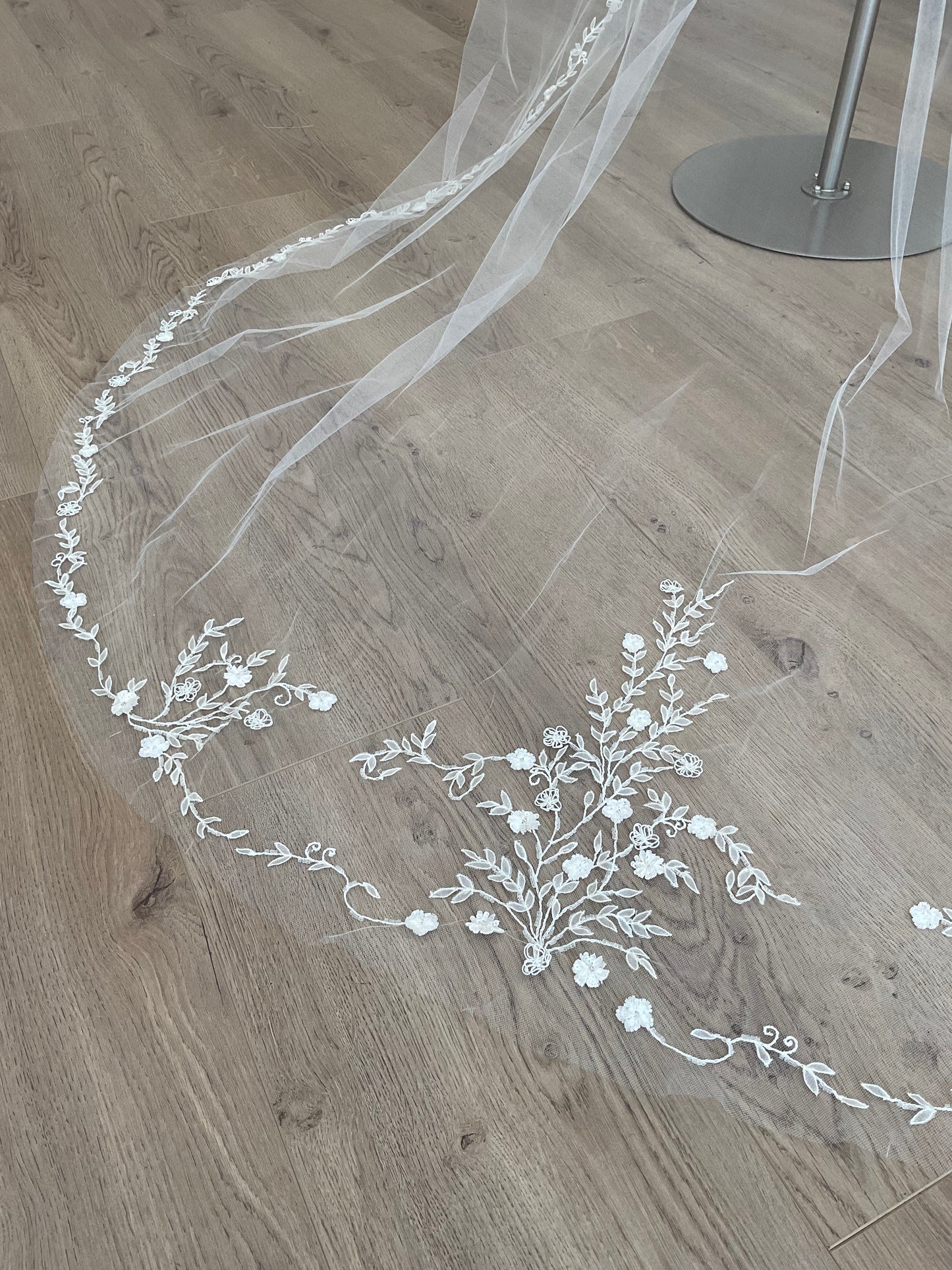 Temperly London - Double Layer Chapel Veil