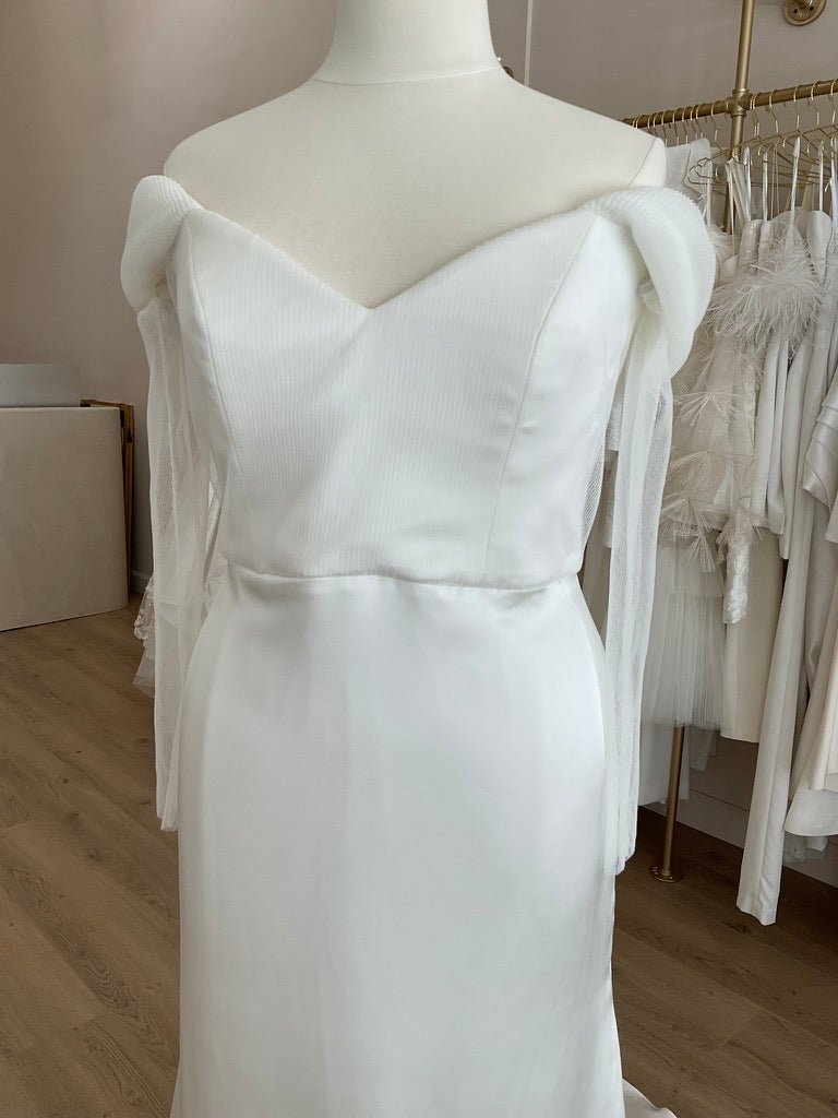 Aesling - Bardi Satin w/ Sleeves (22)Wedding Dresses22