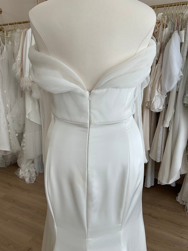 Aesling - Bardi Satin w/ Sleeves (22)Wedding Dresses22