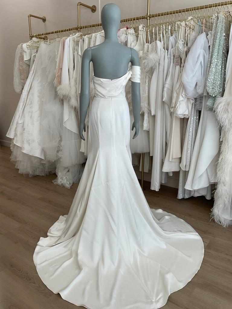 Bride by Sarah Seven - Logan (12)Wedding Dresses12