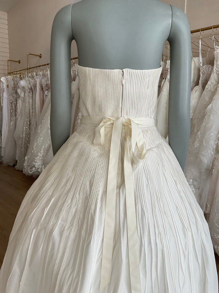 Danielle Frankel - Lennon (6)Wedding DressesIvory