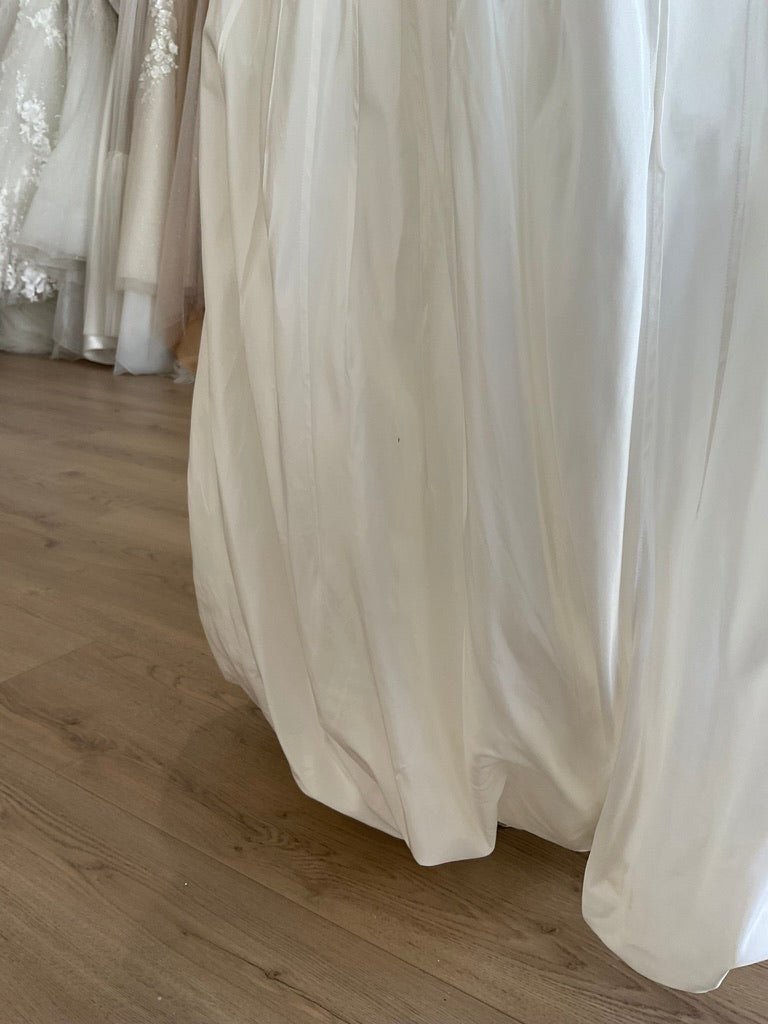 Danielle Frankel - Lennon (6)Wedding DressesIvory