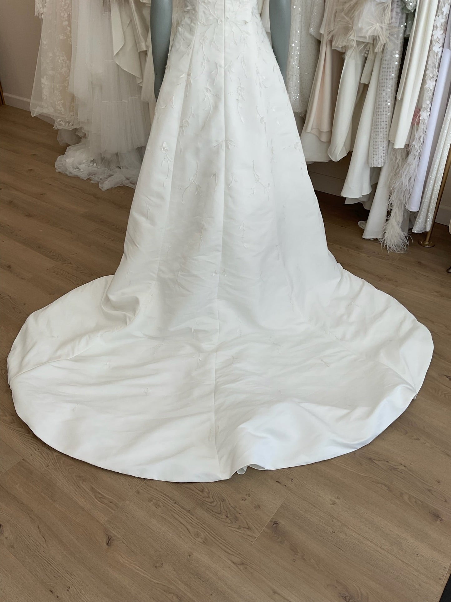 Enaura - Sabrina (8)Wedding Dresses8