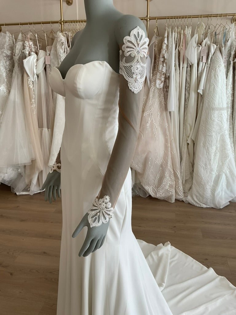 Galia Lahav - Maribel Gloves (8)Bridal AccessoriesNude