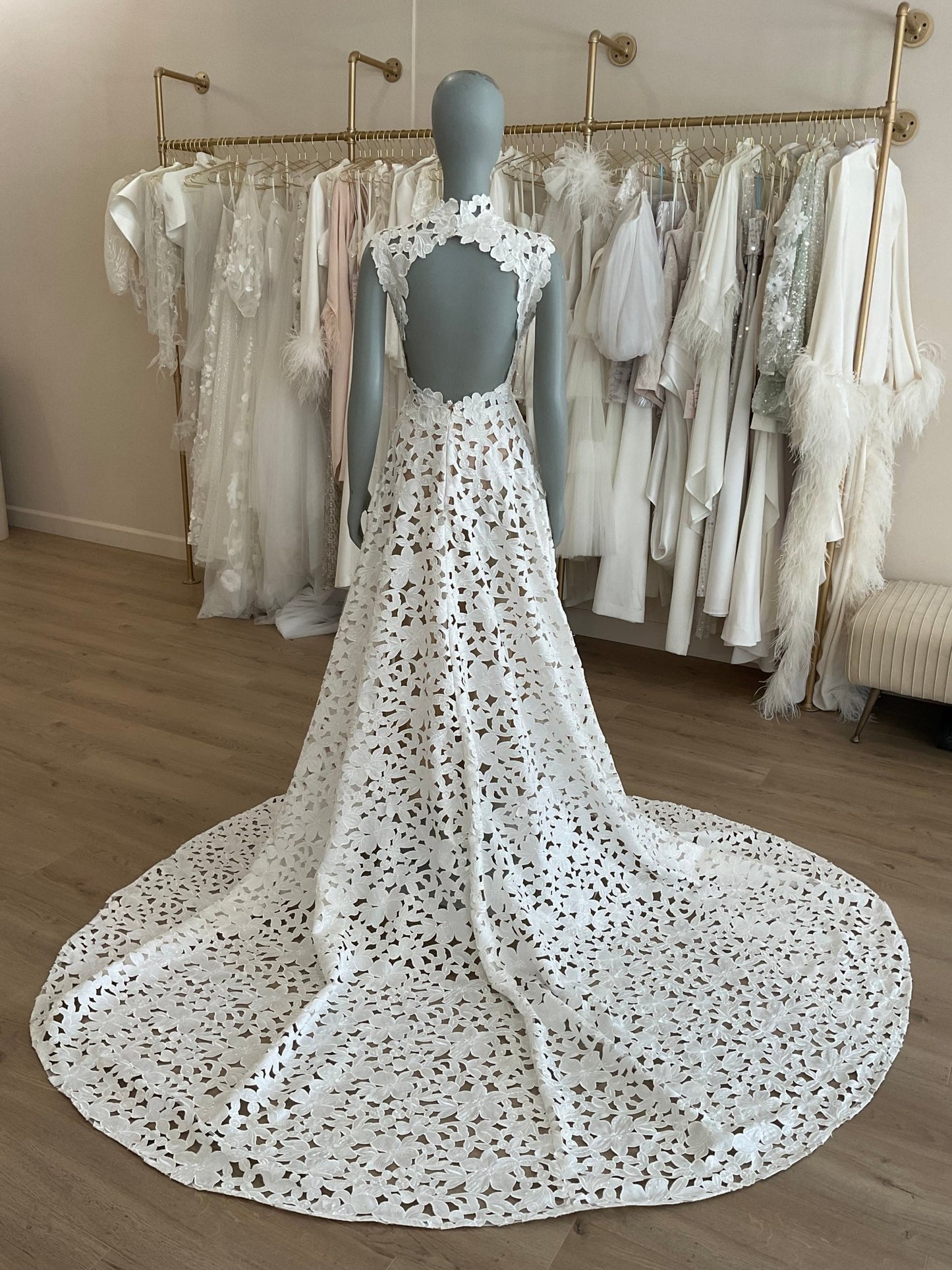 Julie Vino - Vivian (10)Wedding DressesUsed