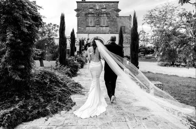 Katherine Tash - Giselle (4)Wedding DressesIvory