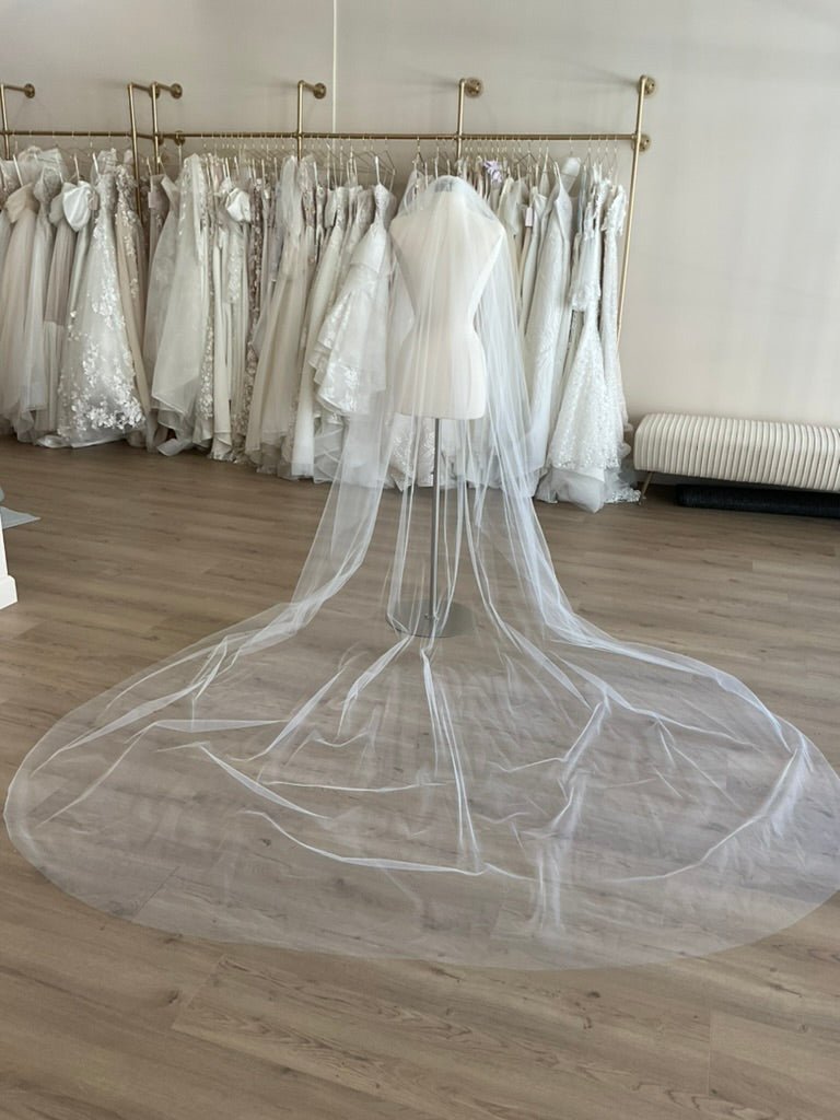 Leah Da Gloria - Raw Edge VeilBridal VeilsIvory