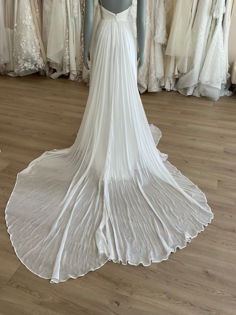 Leanne Marshall - Ralei (4)Wedding Dresses4