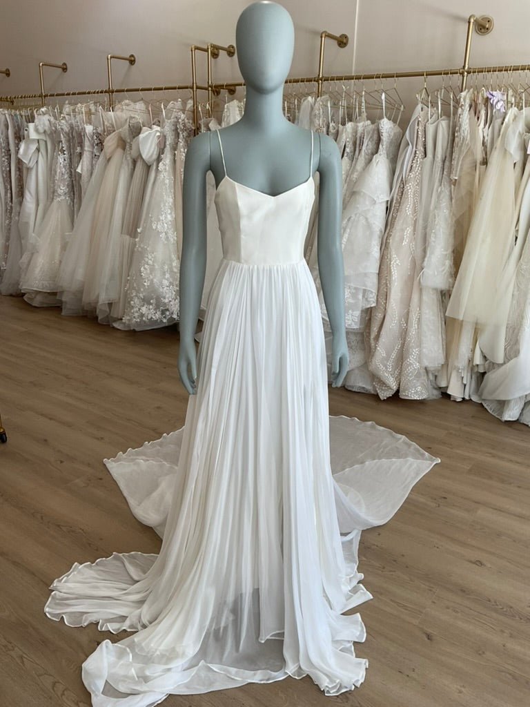 Leanne Marshall - Ralei (4)Wedding Dresses4
