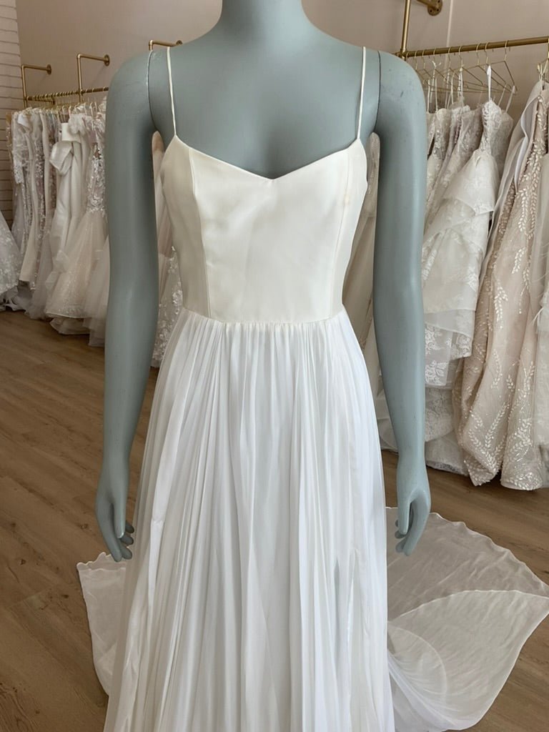 Leanne Marshall - Ralei (4)Wedding Dresses4