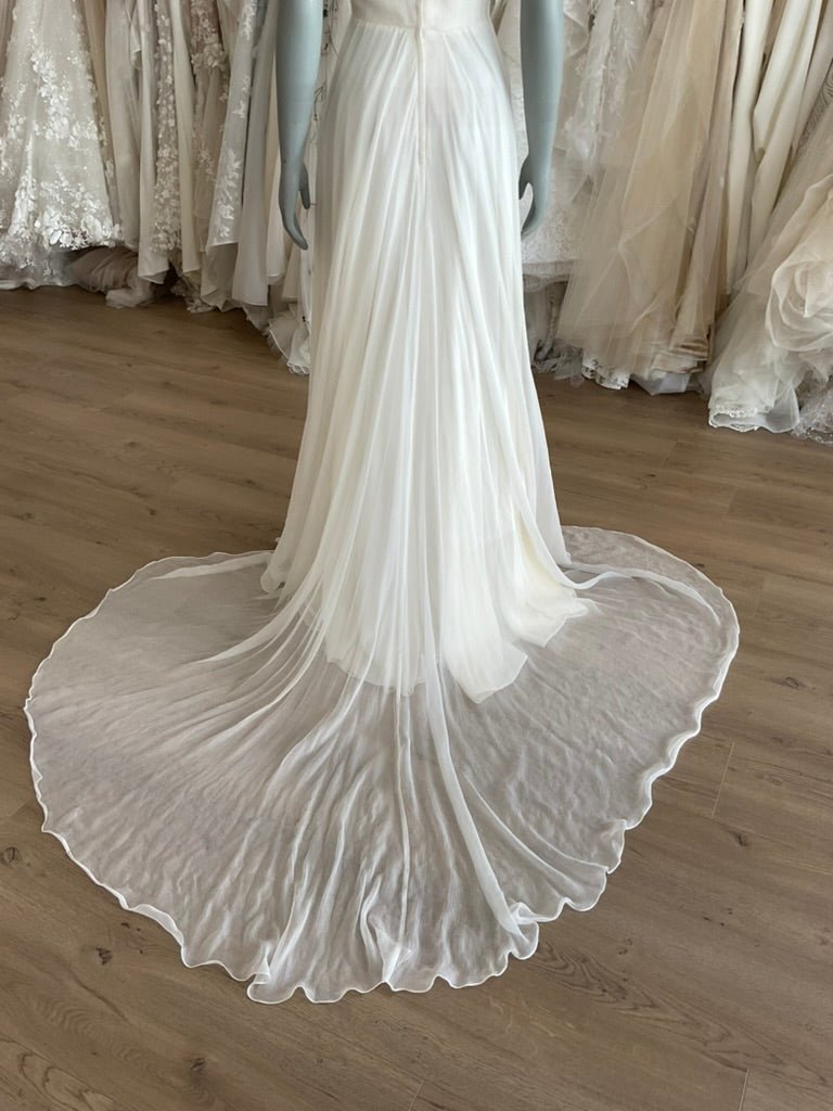 Leanne Marshall - Vivica (4)Wedding Dresses4