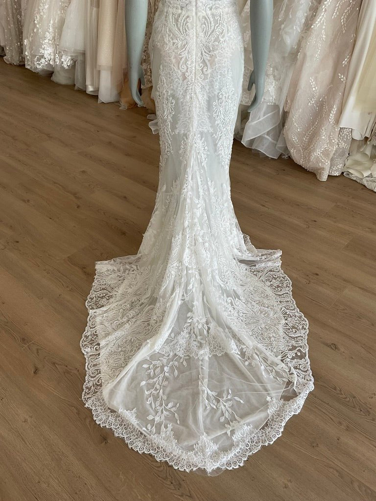 Lian Rokman - Emiliana (4)Wedding DressesIvory