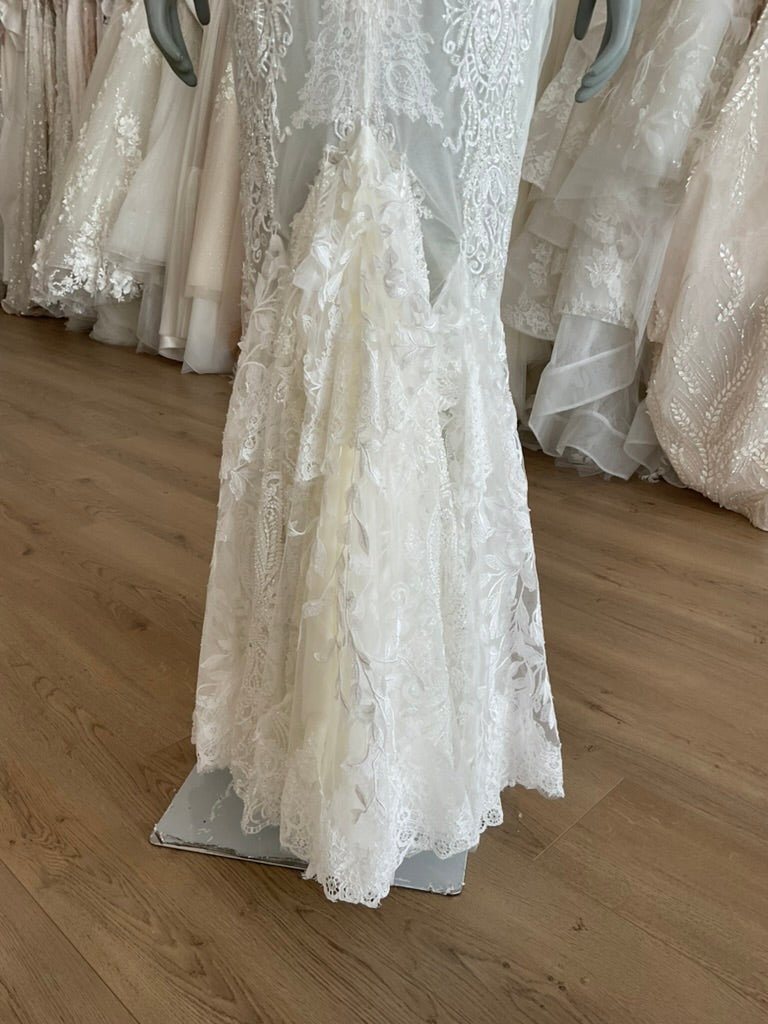Lian Rokman - Emiliana (4)Wedding DressesIvory