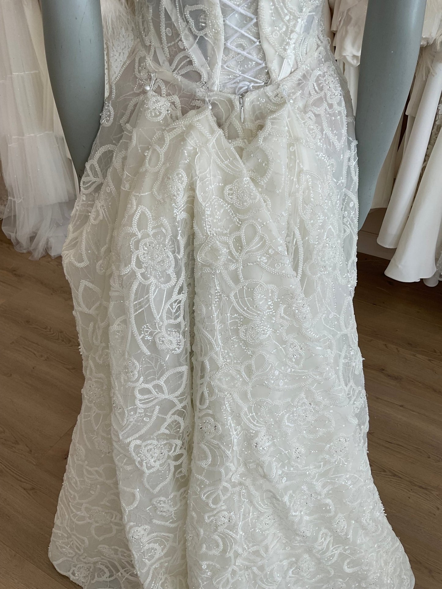 Lian Rokman - Minerva w/ Gloves (8)Wedding Dresses8