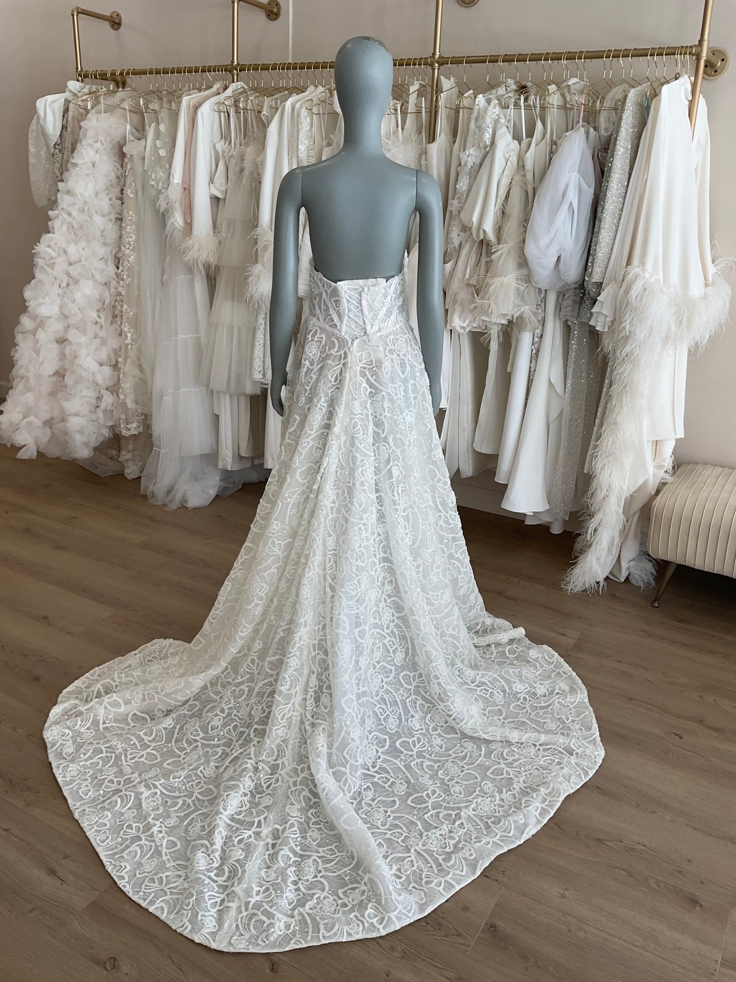 Lian Rokman - Minerva w/ Gloves (8)Wedding Dresses8