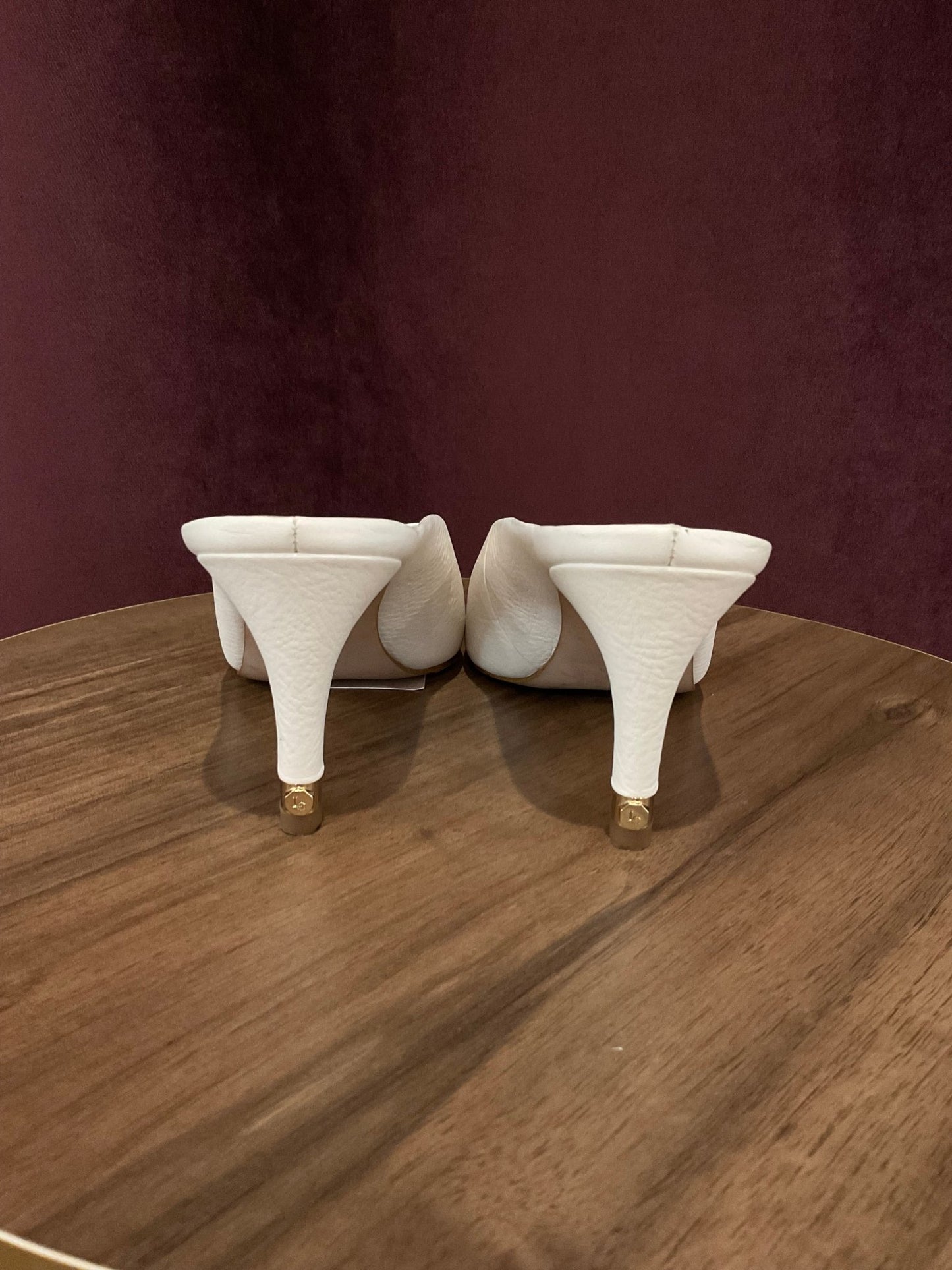 Louie Et Cie - White Leather MuleShoesBrand new - with no tags