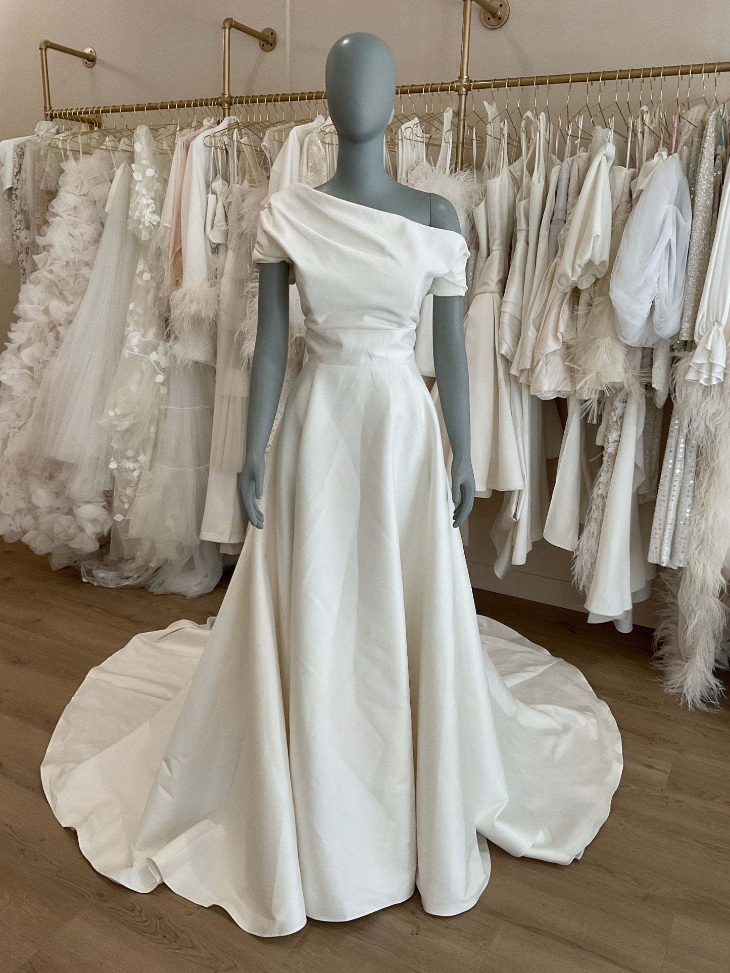 Louvienne - Cortlan (14)Wedding Dresses14