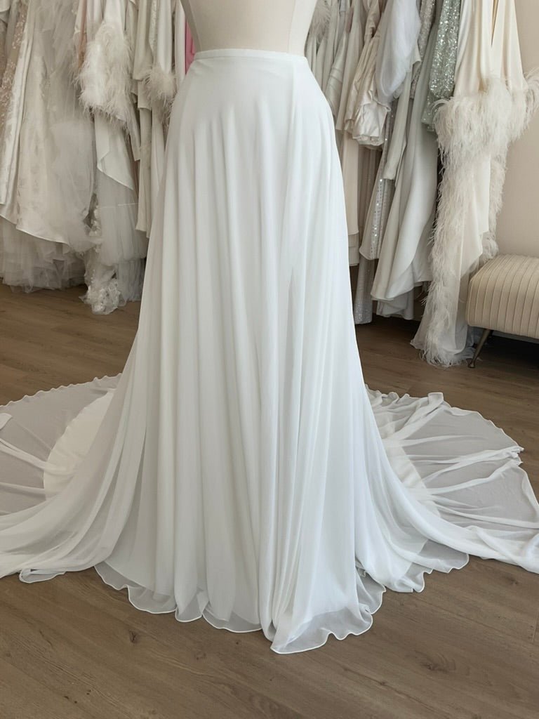 Louvienne - Sandy Overskirt (10)Overskirts/OverlaysIvory