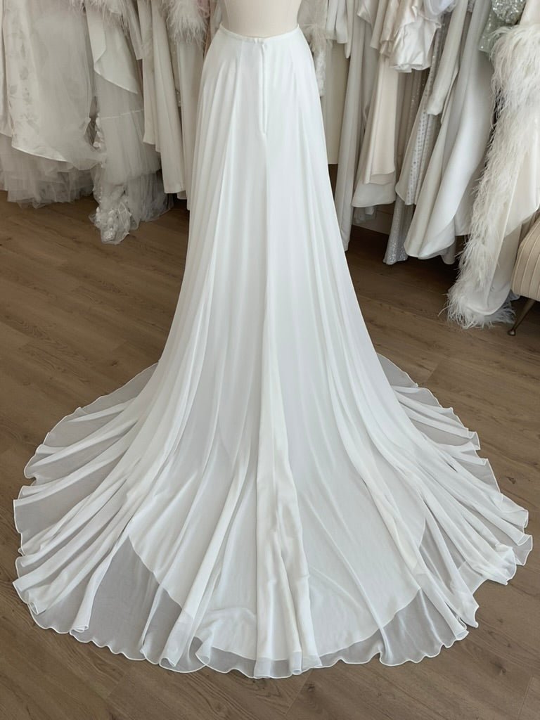 Louvienne - Sandy Overskirt (10)Overskirts/OverlaysIvory