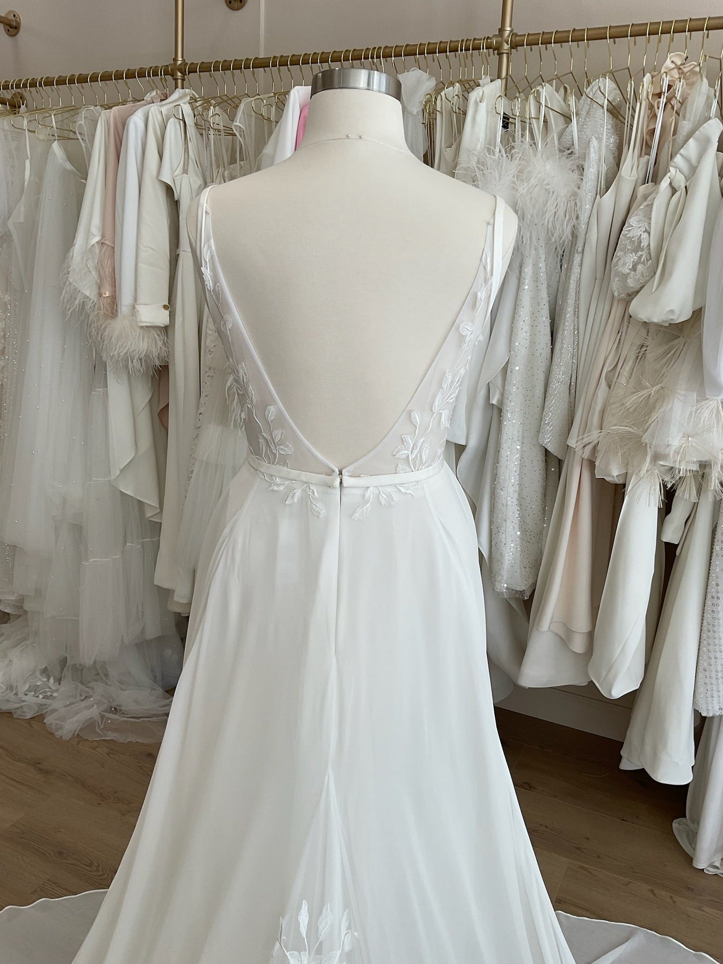 Lovers Society - Zoe (16)Wedding Dresses16