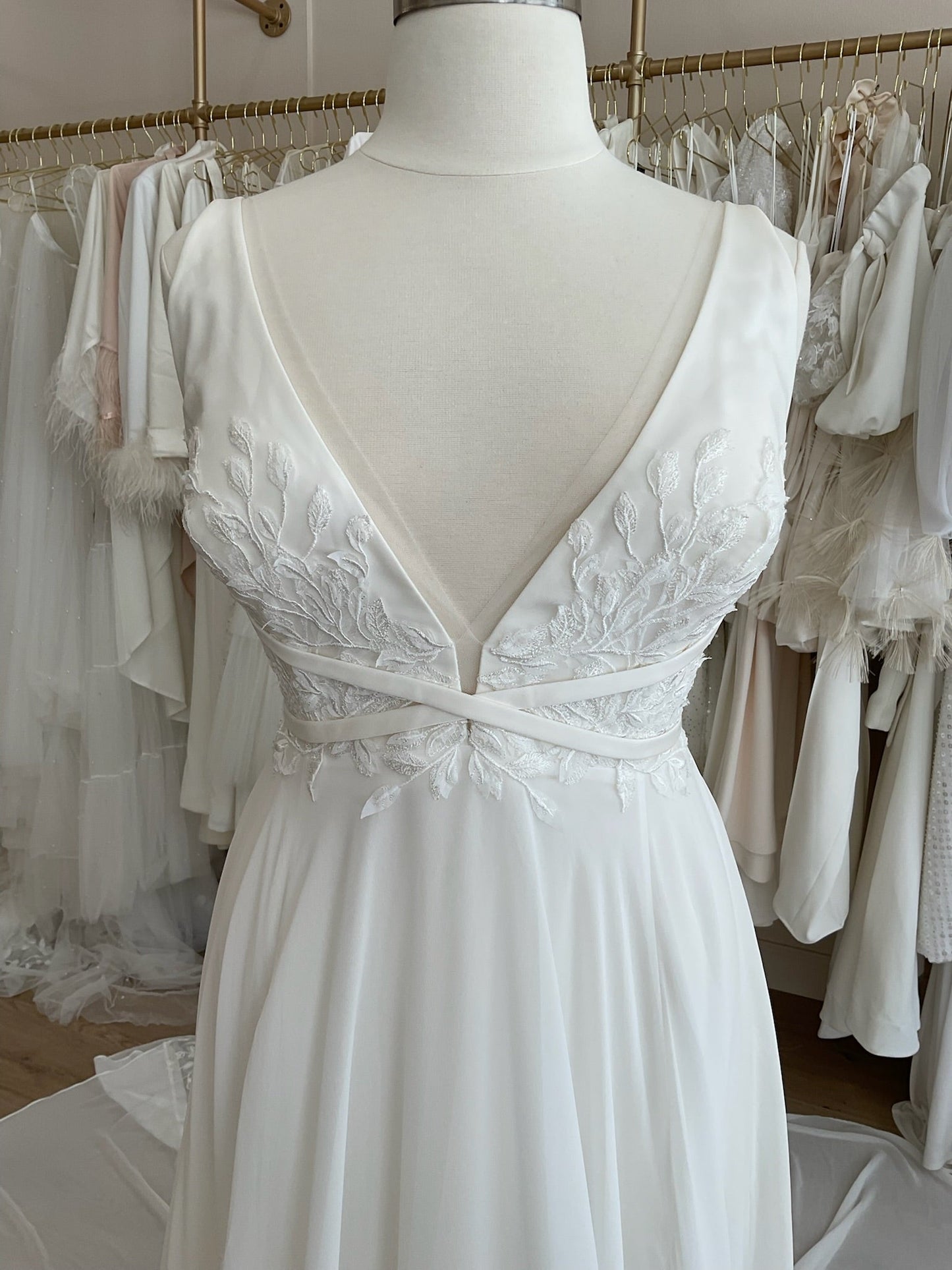 Lovers Society - Zoe (16)Wedding Dresses16
