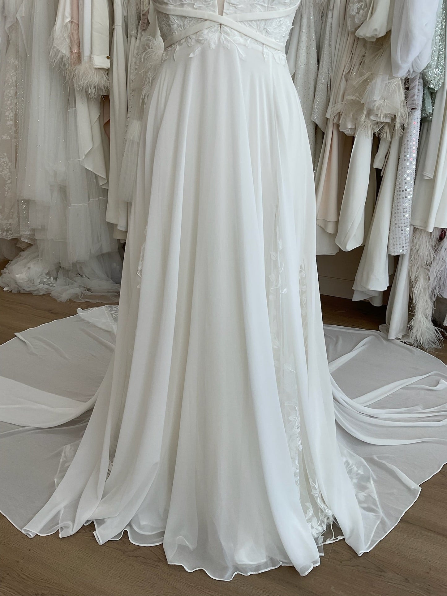 Lovers Society - Zoe (16)Wedding Dresses16